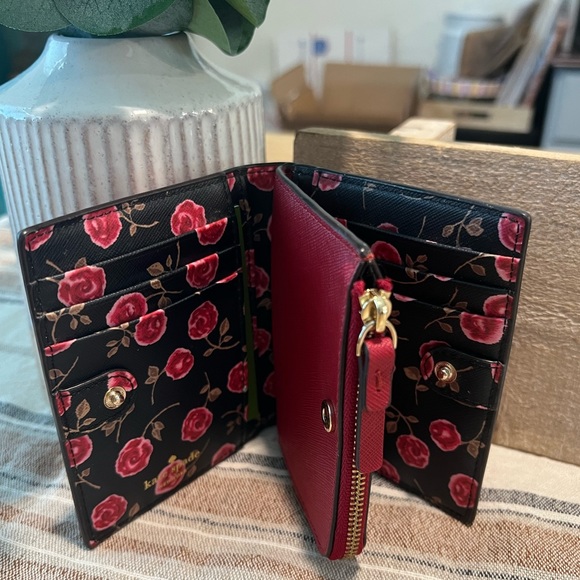 kate spade Handbags - Kate Spade Laurel Way Small Shawn 🌹🌹